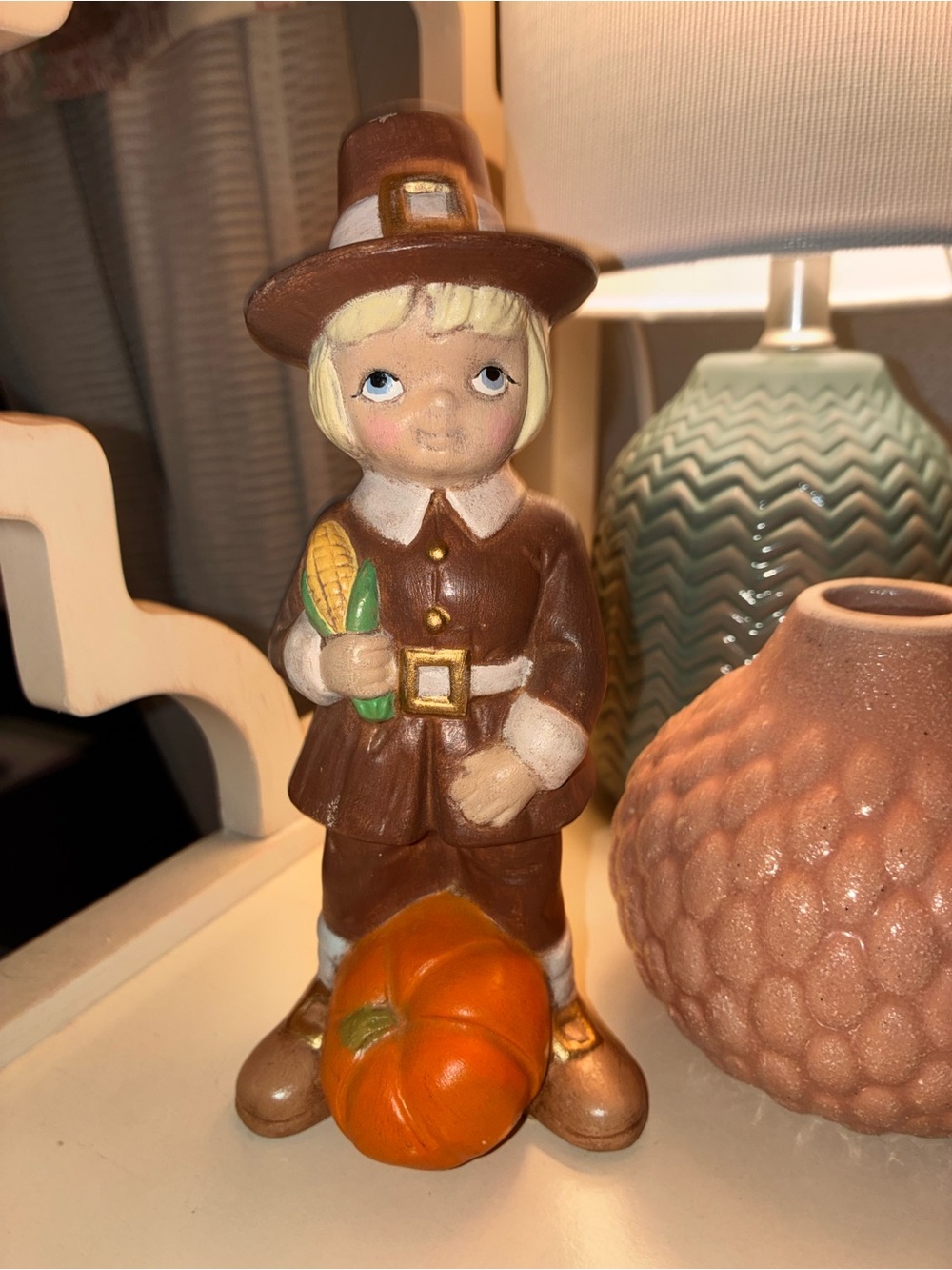 Vintage ‘80s Handpainted Ceramic Pilgrim